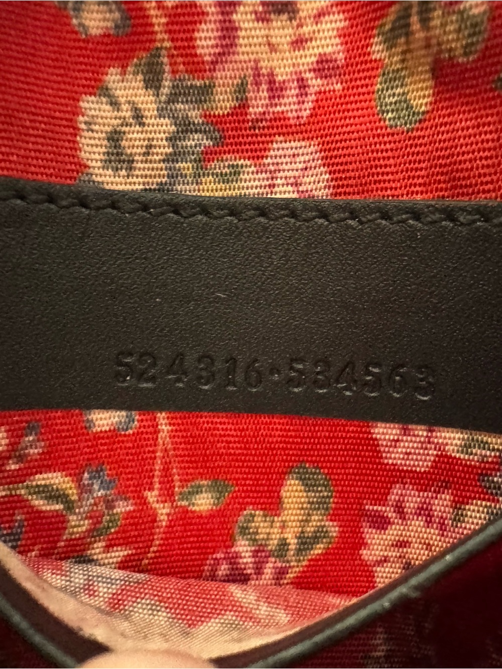 Gucci Black and Yellow patent leather wristlet - Picture 7 of 8